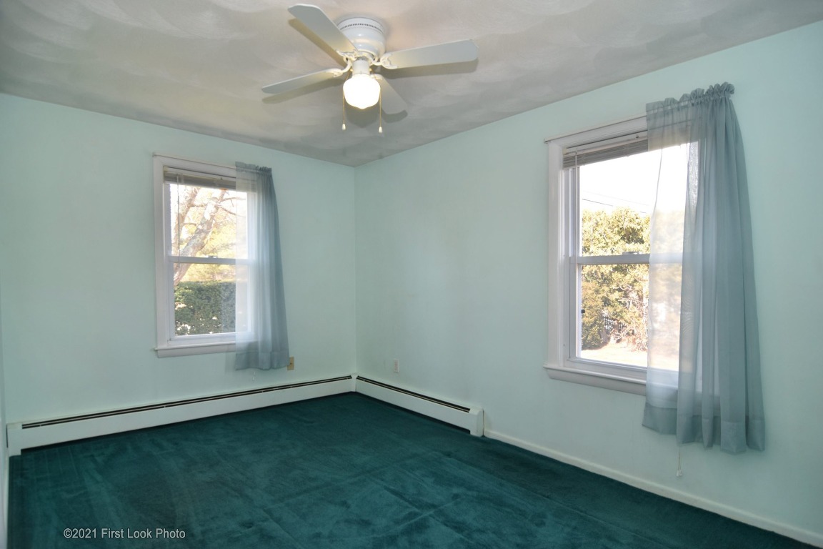 8 Ewing Road North Kingstown, RI 02852 - Photo 13 of 40 Gallery Image 13