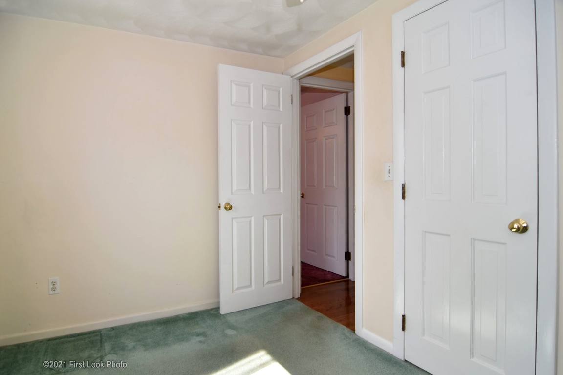 8 Ewing Road North Kingstown, RI 02852 - Photo 17 of 40 Gallery Image 17