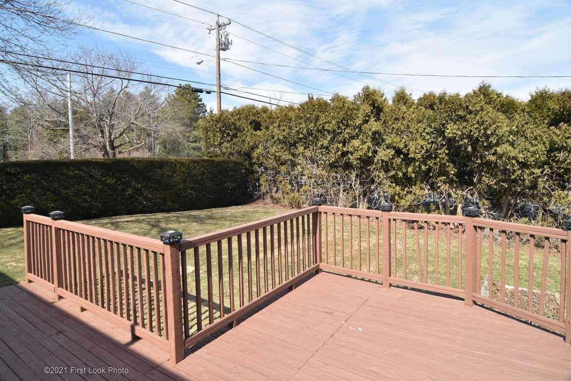 8 Ewing Road North Kingstown, RI 02852 - Photo 36 of 40 Gallery Image 36