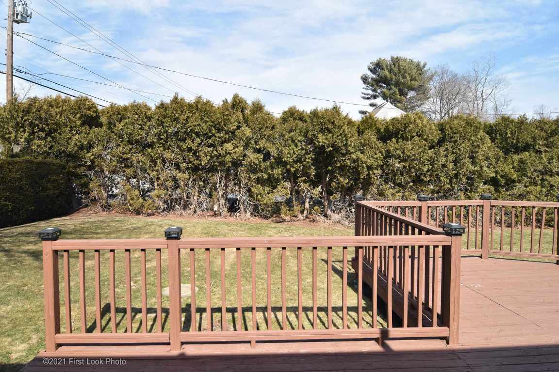 8 Ewing Road North Kingstown, RI 02852 - Photo 37 of 40 Gallery Image 37