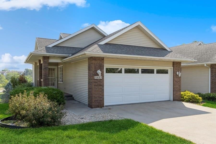 1603 Ranier Drive Iowa City, IA 52246 - Photo 1 of 31 Gallery Image 1