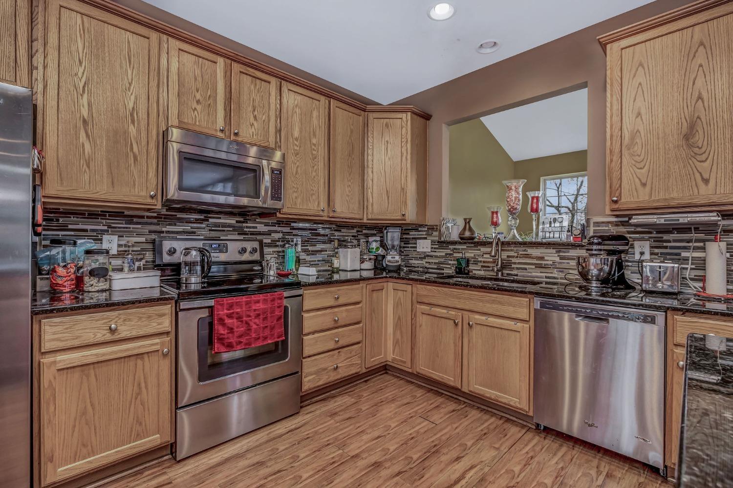 8218 Lawrence Road West Chester, OH 45069 - Photo 7 of 25