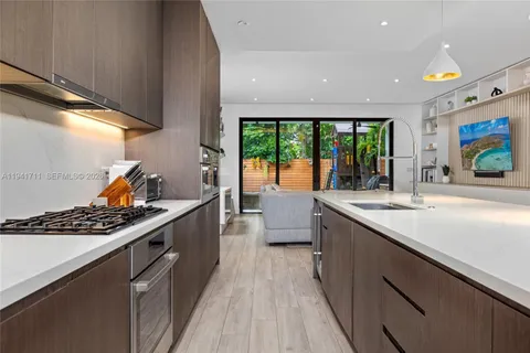 $2,975,000 | 3222 Matilda Street, Unit 3222, Miami, FL 33133