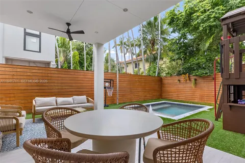 $2,975,000 | 3222 Matilda Street, Unit 3222, Miami, FL 33133