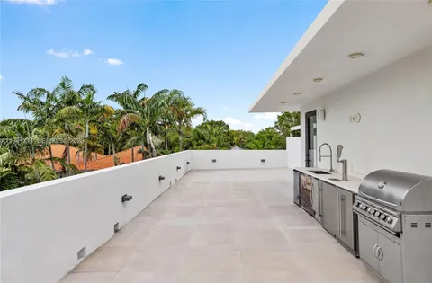$2,975,000 | 3222 Matilda Street, Unit 3222, Miami, FL 33133