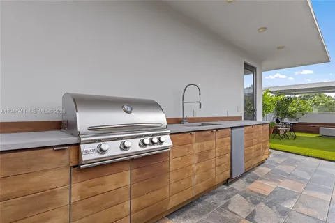 $2,975,000 | 3222 Matilda Street, Unit 3222, Miami, FL 33133