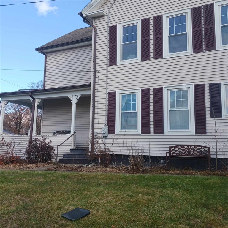 10 Aldrich Street Webster, MA 01570 - Photo 2 of 17