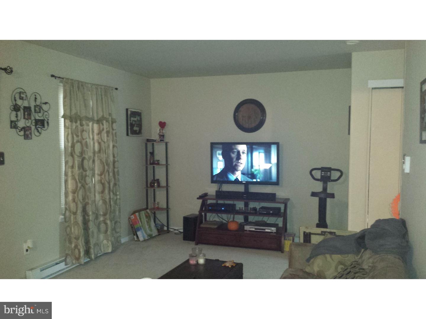 24 Yorkshire Road Sicklerville, NJ 08081 - Photo 6 of 14