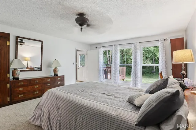 $425,000 | 19414 East Frontage Road, Raymond, IL 62560