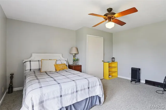 $425,000 | 19414 East Frontage Road, Raymond, IL 62560