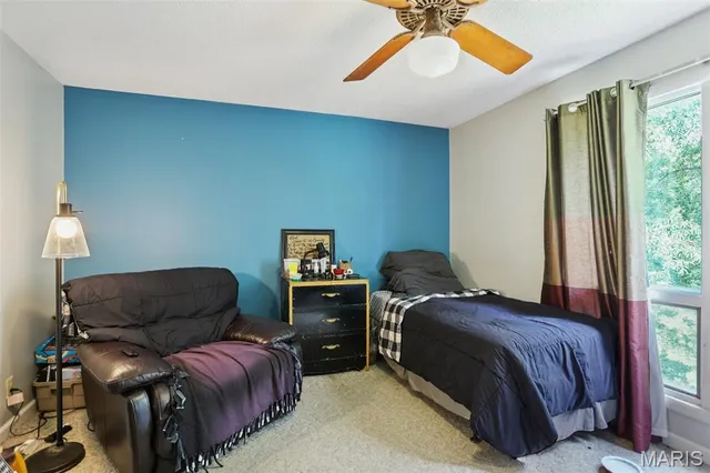 $425,000 | 19414 East Frontage Road, Raymond, IL 62560