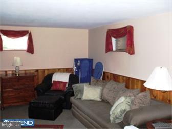 6 Cornell Road Wilmington, DE 19808 - Photo 3 of 12 Family Room