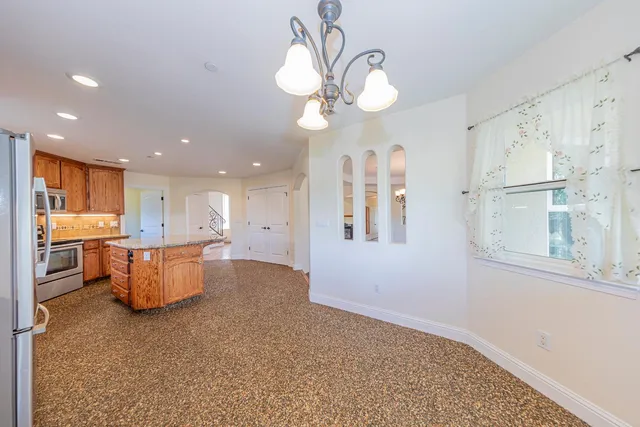 $919,000 | 33099 Road 800, Raymond, CA 93653