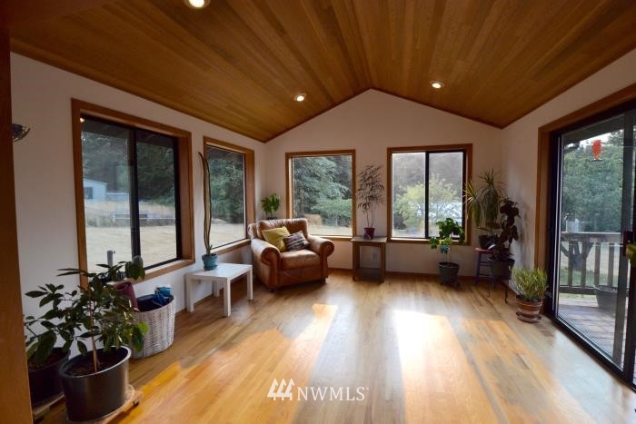 20829 Pugh Road Northeast Poulsbo, WA 98370 - Photo 7 of 25 Gallery Image 7
