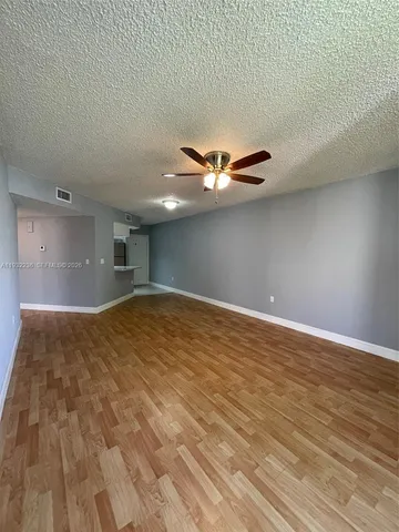 $1,950 | 8215 Lake Drive, Unit 407, Doral, FL 33166