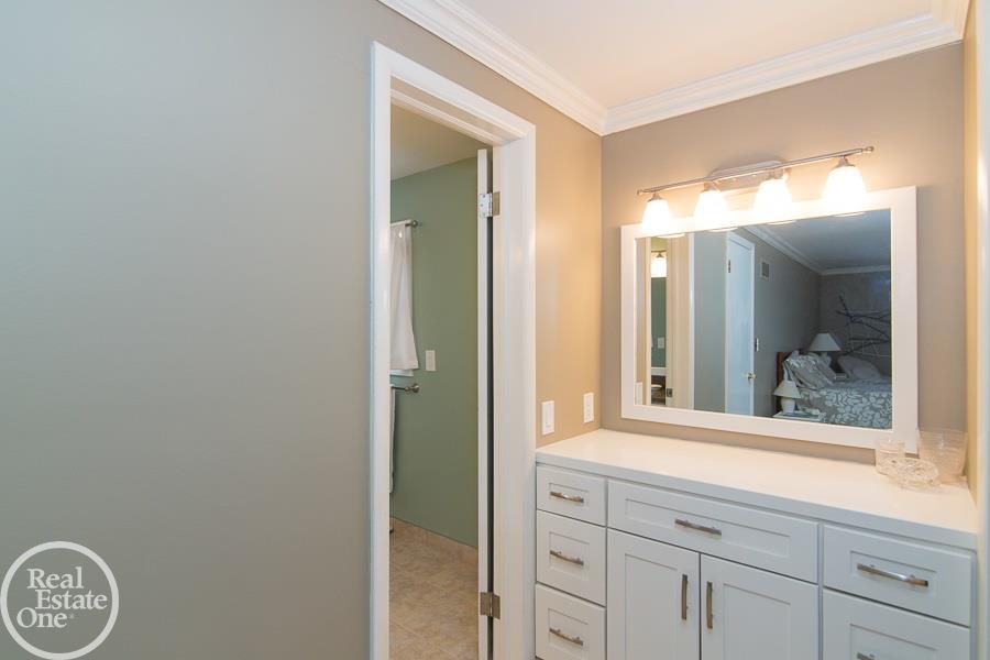 695 Apple Hill Lane Rochester Hills, MI 48306 - Photo 9 of 33