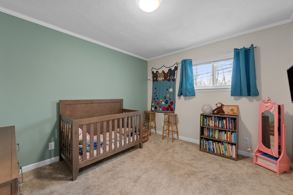 78 Asnebumskit Road Paxton, MA 01612 - Photo 27 of 38