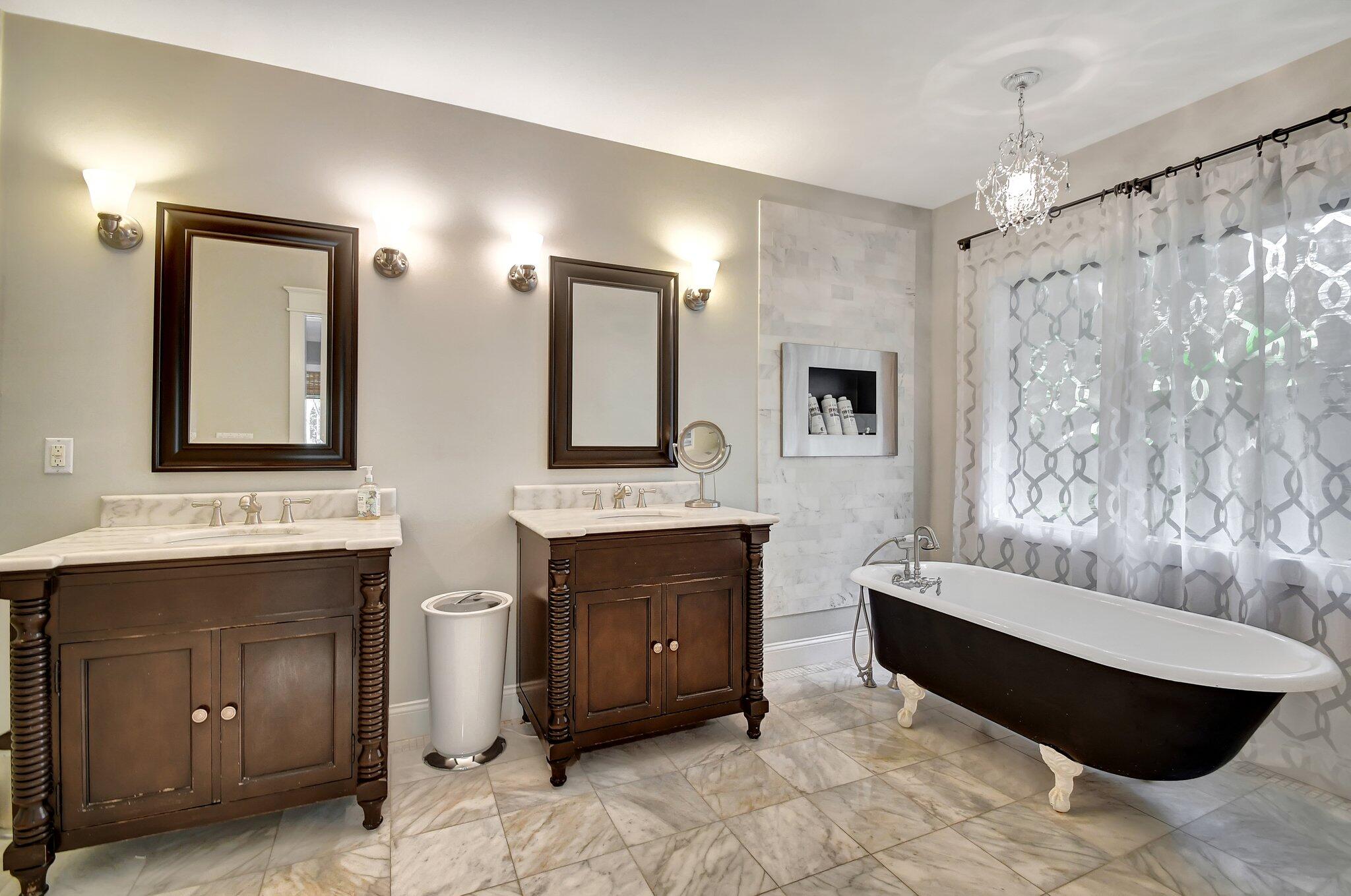 1099 Southwest 2nd Street Boca Raton, FL 33486 - Photo 15 of 47 Primary Bath