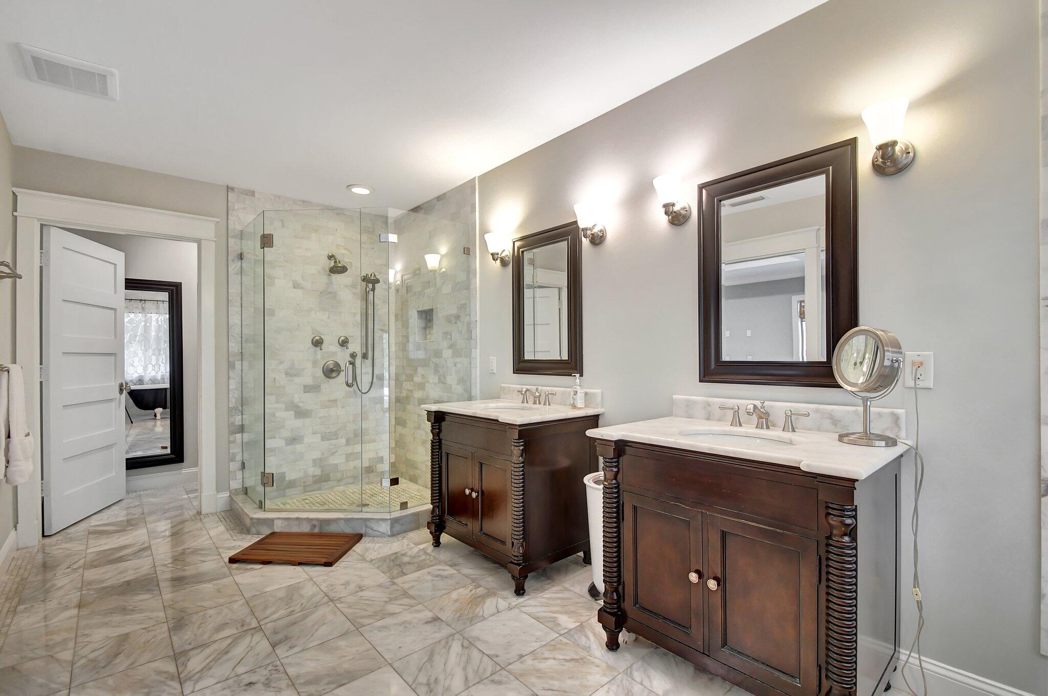 1099 Southwest 2nd Street Boca Raton, FL 33486 - Photo 16 of 47 Primary Bath