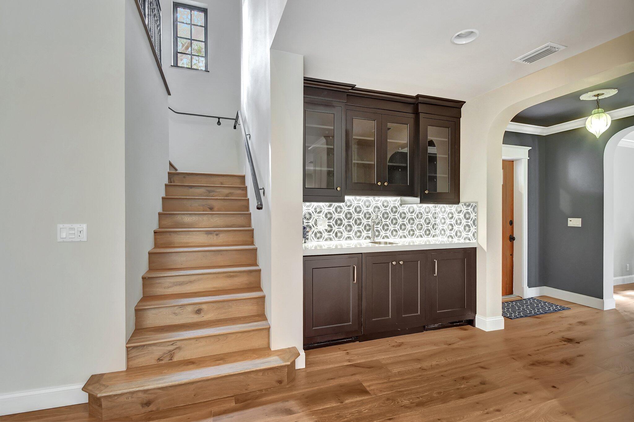 1099 Southwest 2nd Street Boca Raton, FL 33486 - Photo 18 of 47 Bar