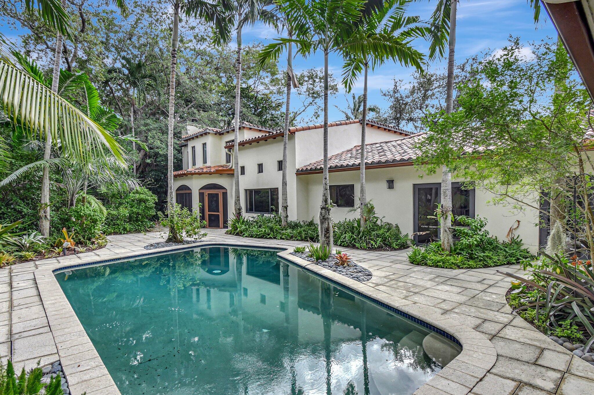 1099 Southwest 2nd Street Boca Raton, FL 33486 - Photo 37 of 47 Pool Area