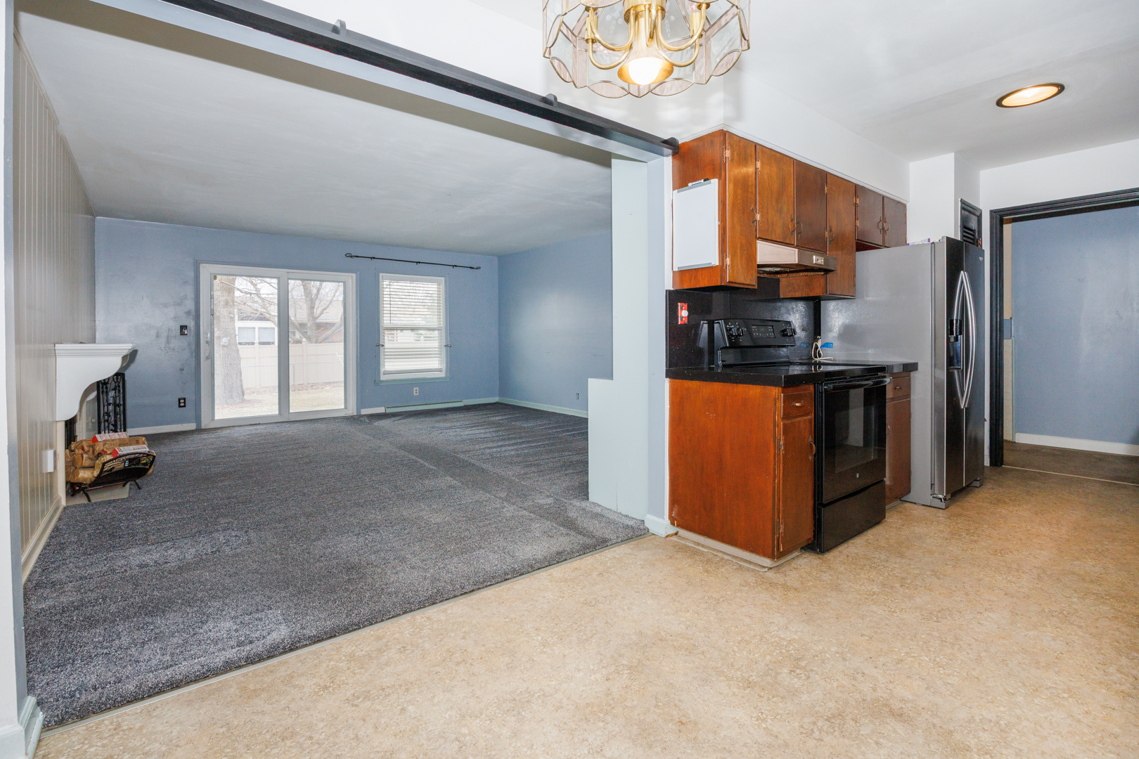 813 Highpoint Road Normal, IL 61761 - Photo 7 of 40