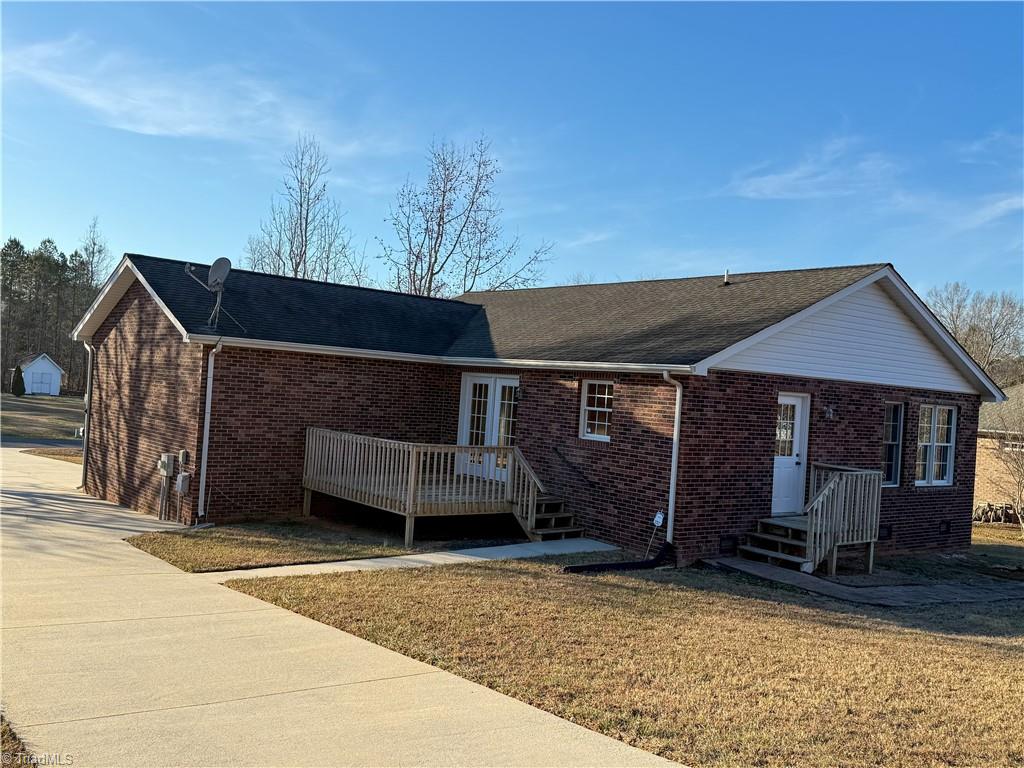 519 Salem Ridge Drive Randleman, NC 27317 - Photo 2 of 29