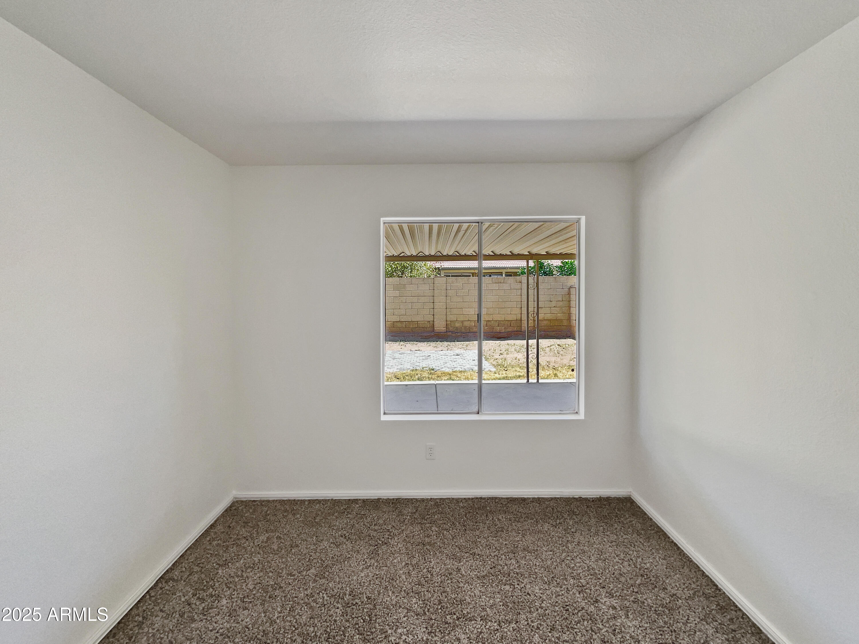 1739 East Carter Road Phoenix, AZ 85042 - Photo 12 of 18 listing_10