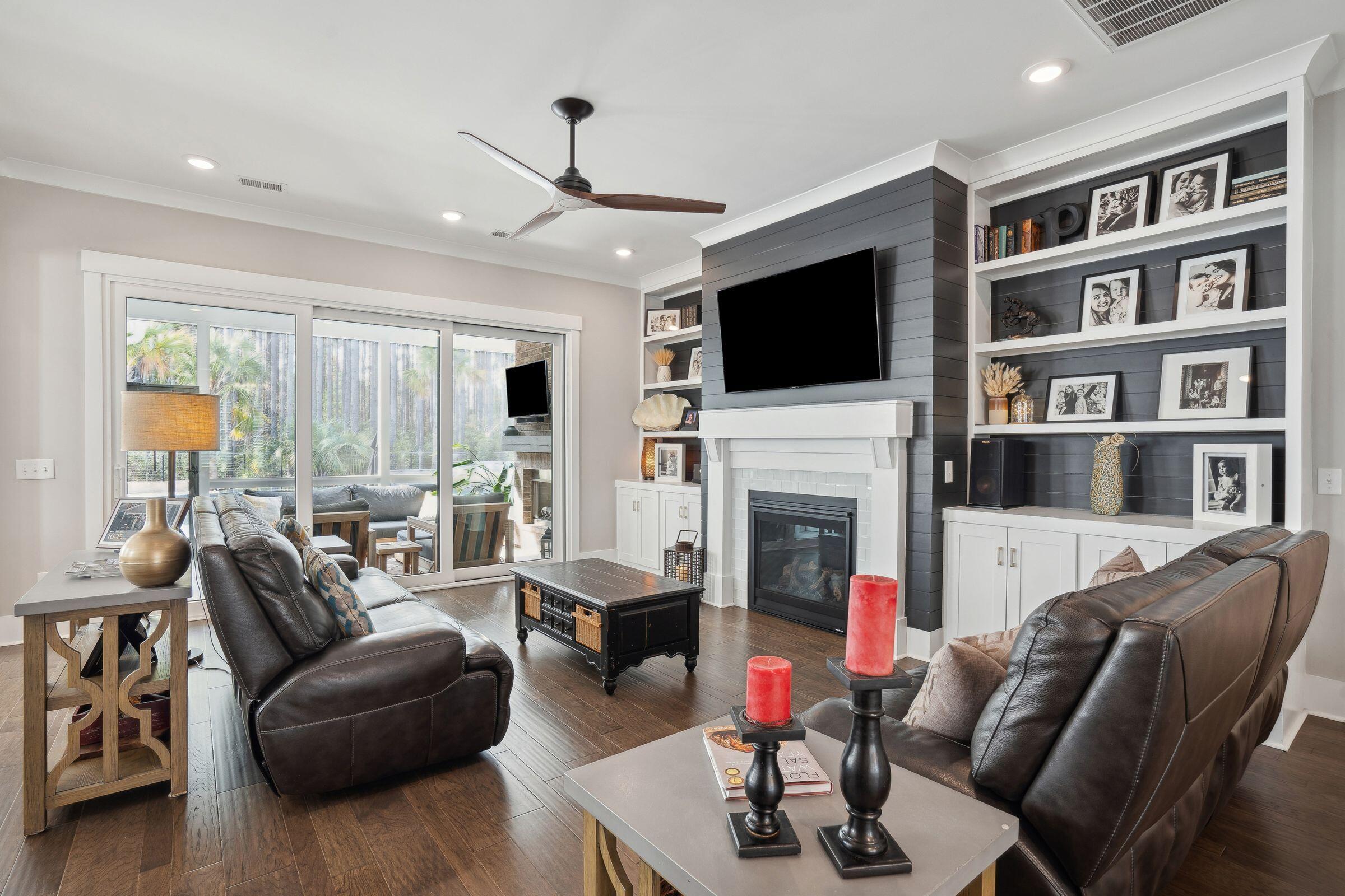 184 Clearblue Loop Summerville, SC 29486 - Photo 21 of 83 Living