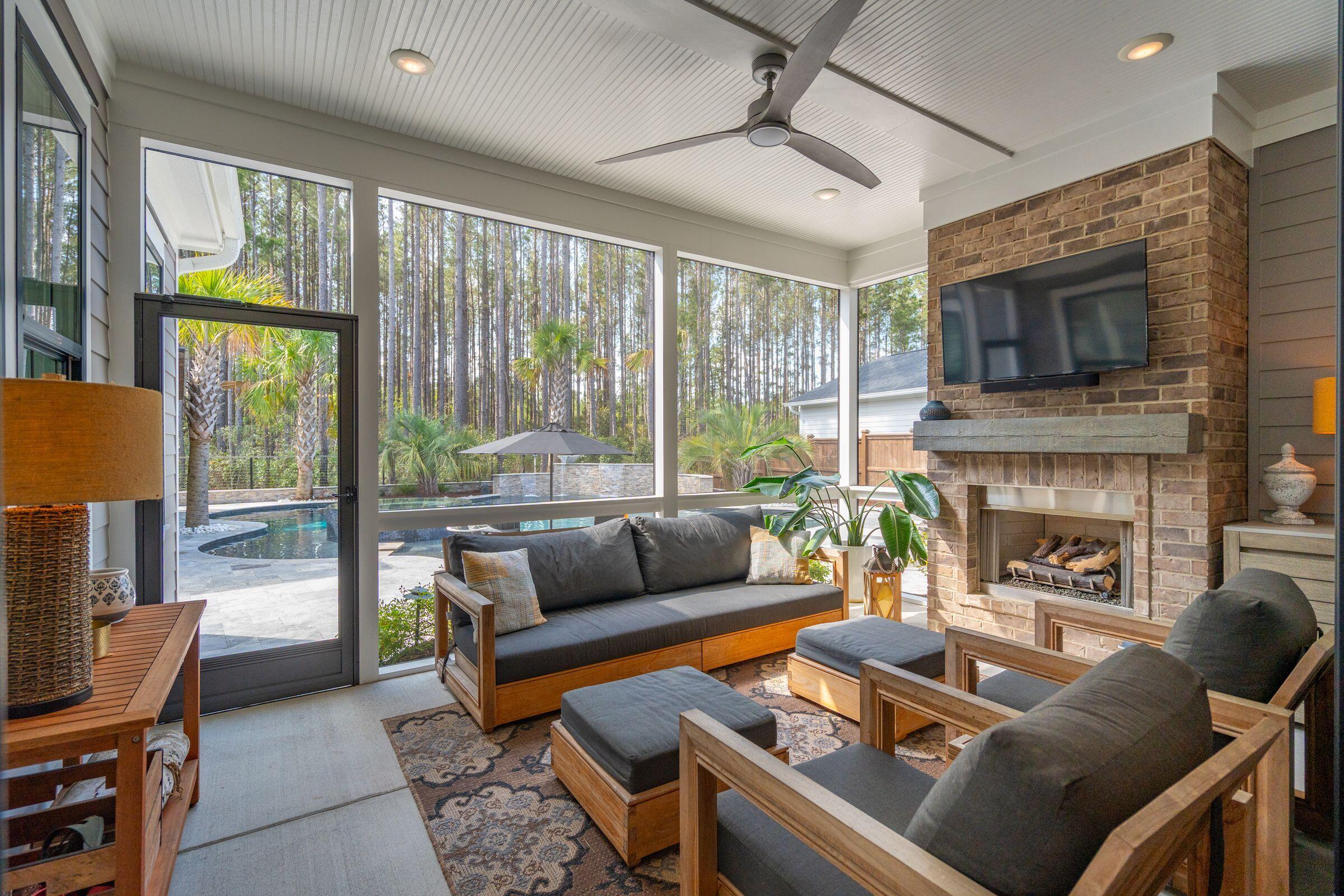 184 Clearblue Loop Summerville, SC 29486 - Photo 39 of 83 Screened Porch