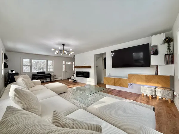 $614,900 | 104 White Rock Hill Road, Bow, NH 03304