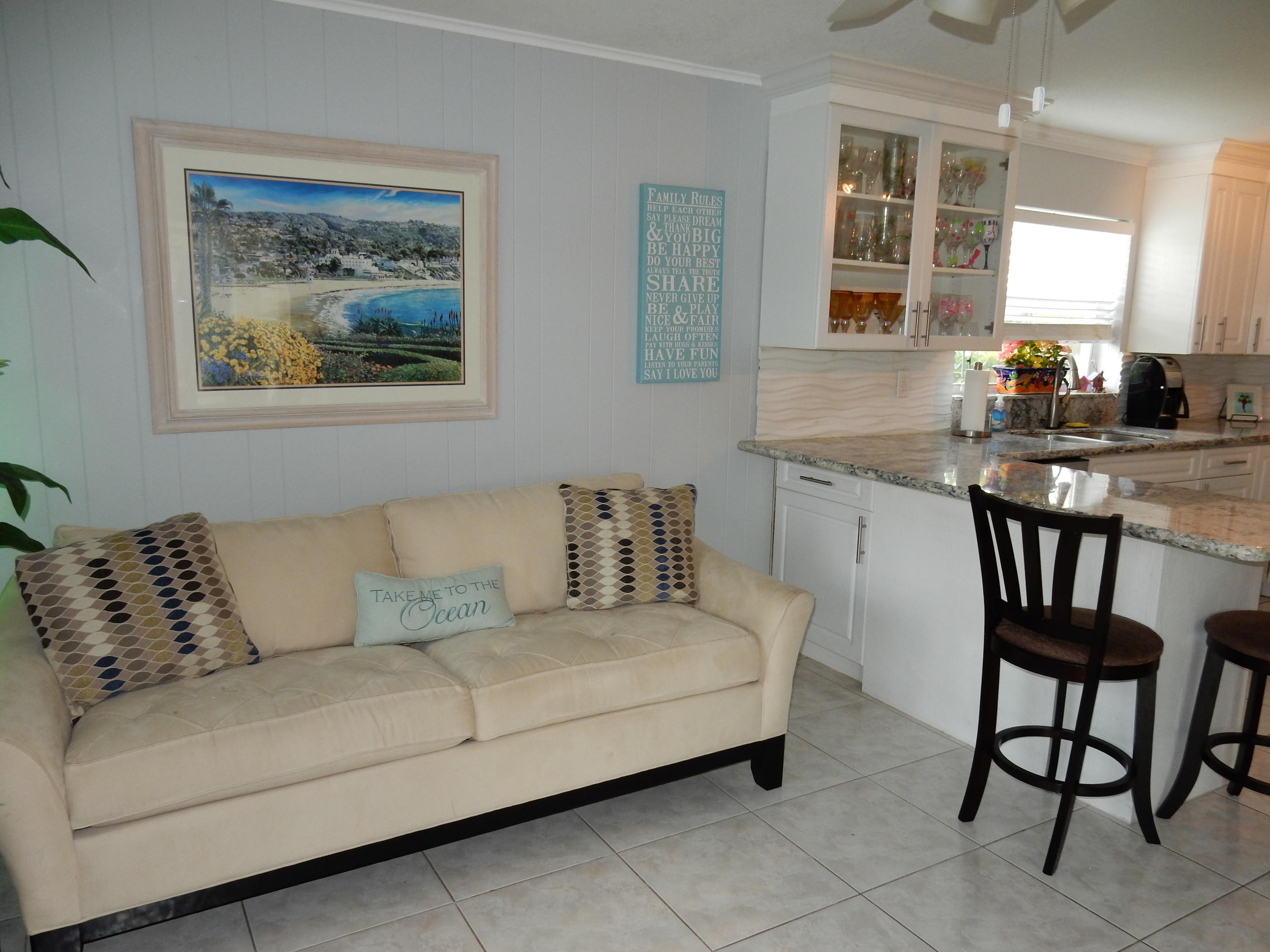 1398 Southwest 13th Drive Boca Raton, FL 33486 - Photo 8 of 23 Family Room