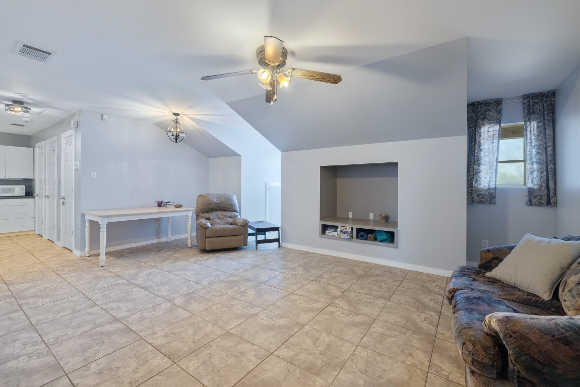 3307 Sunset Cliff Road Burnet, TX 78611 - Photo 8 of 23 a living room with furniture