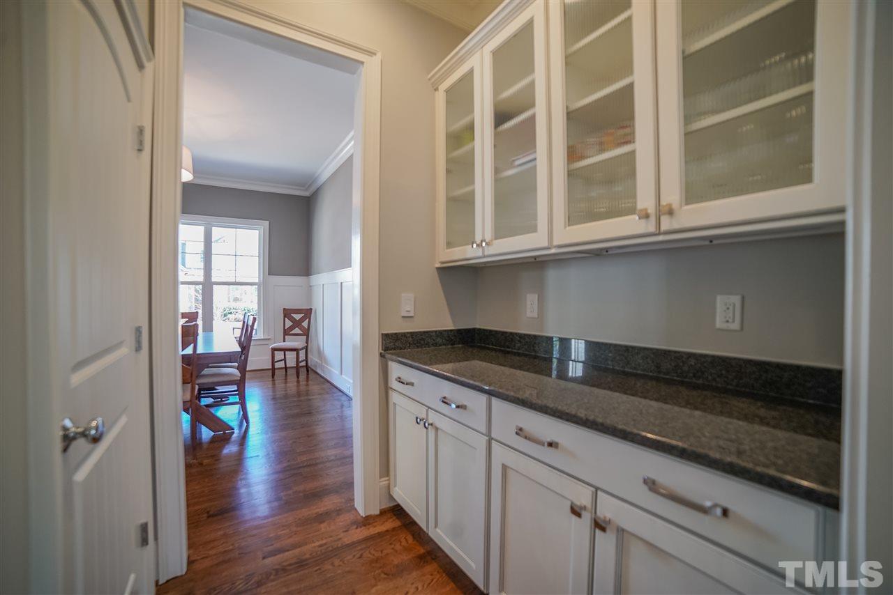 6423 Rosny Road Raleigh, NC 27613 - Photo 6 of 29
