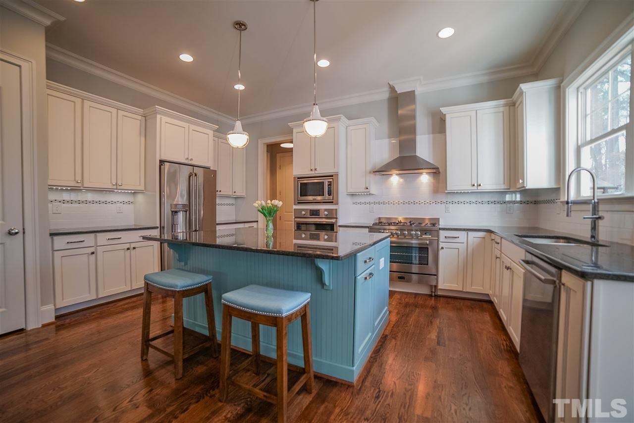 6423 Rosny Road Raleigh, NC 27613 - Photo 9 of 29