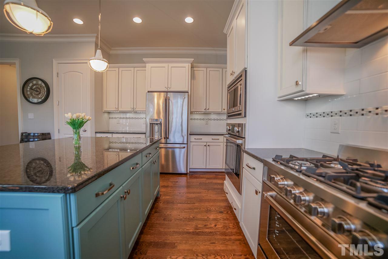 6423 Rosny Road Raleigh, NC 27613 - Photo 10 of 29