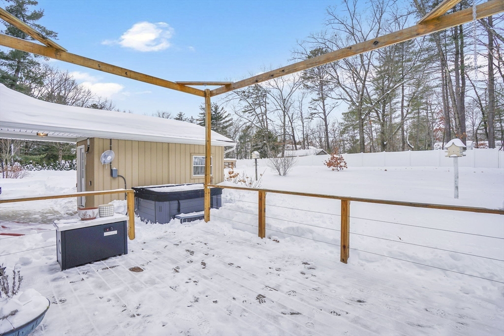 288 Buck Pond Road Westfield, MA 01085 - Photo 2 of 38