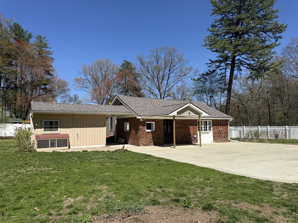 288 Buck Pond Road Westfield, MA 01085 - Photo 2 of 38