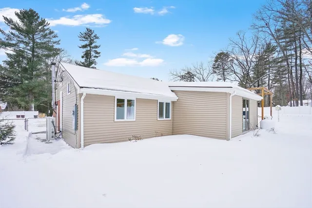 $370,000 | 288 Buck Pond Road, Westfield, MA 01085