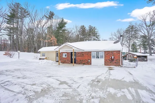 $370,000 | 288 Buck Pond Road, Westfield, MA 01085