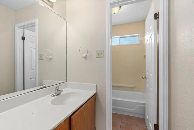 $1,900 | 716 Camp Fire Trail, Pflugerville, TX 78660