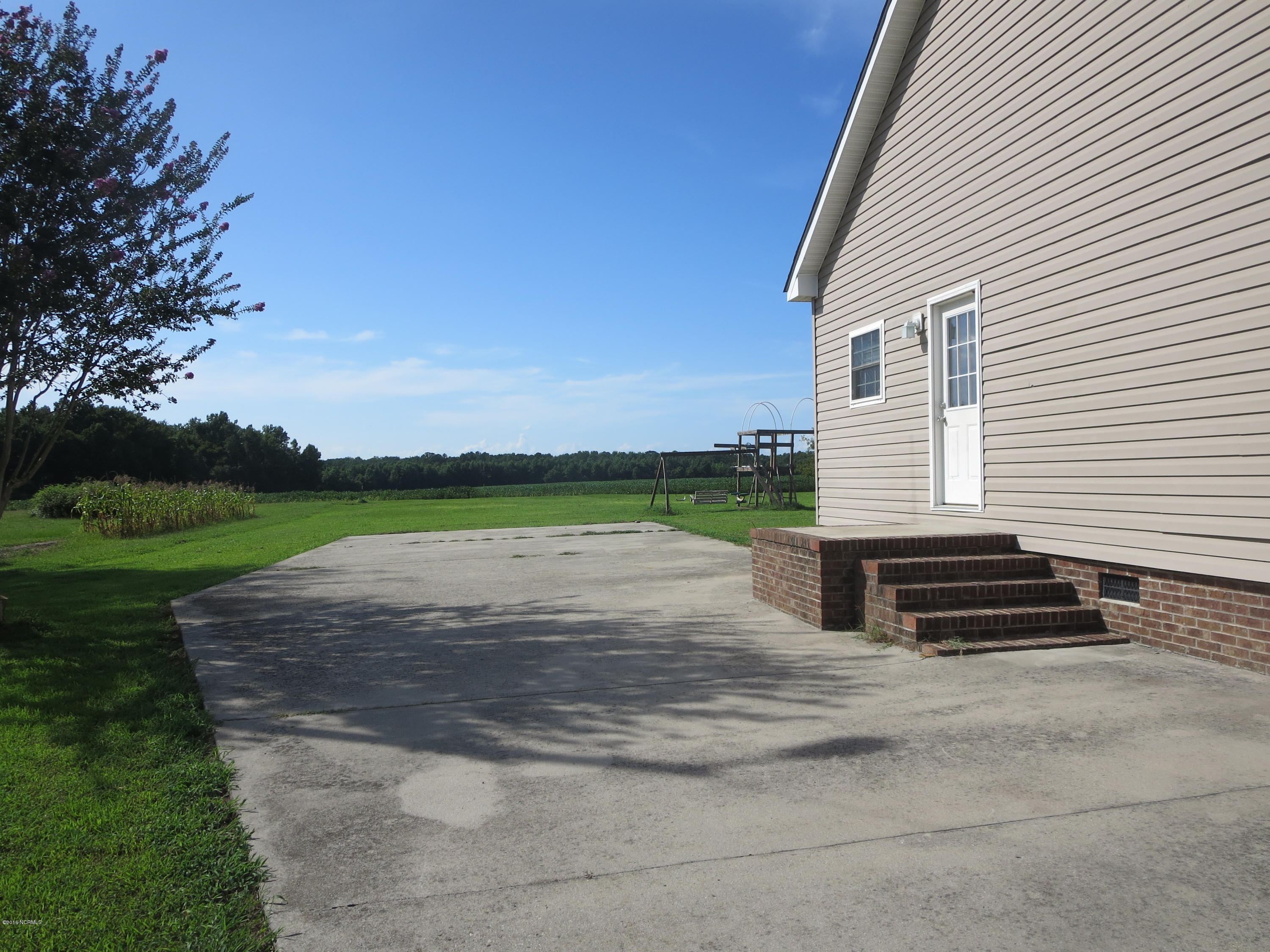 539 Wade Road Scotland Neck, NC 27874 - Photo 3 of 49 IMG_4281