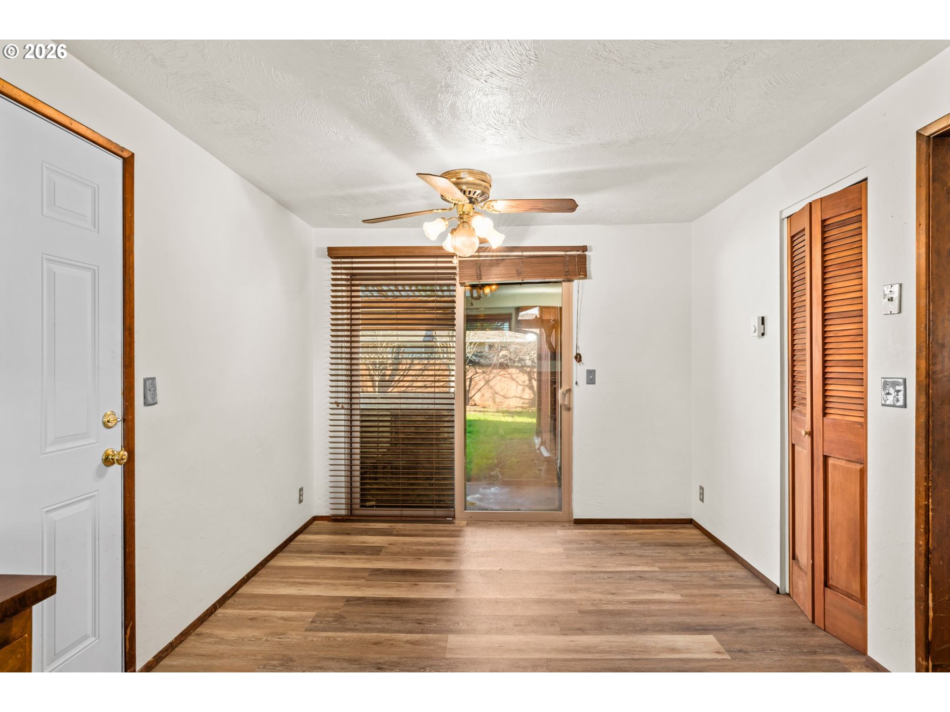 1625 South Bertelsen Road Eugene, OR 97402 - Photo 12 of 34 a view interior of the house