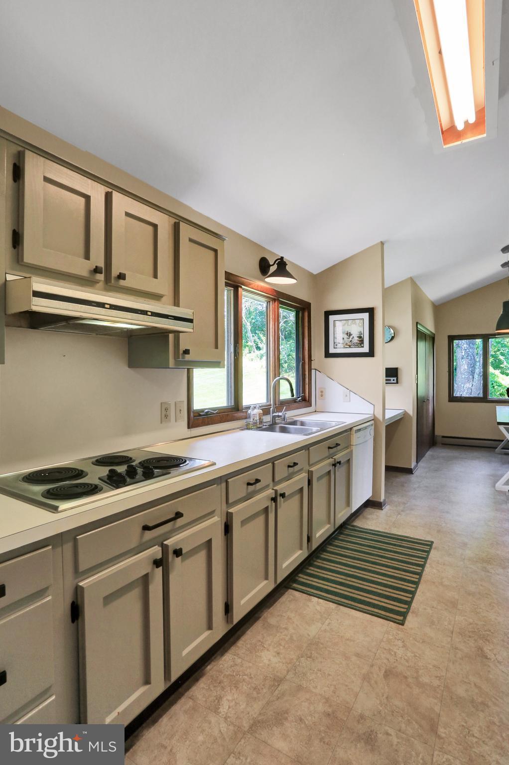2107 Michael Road Myersville, MD 21773 - Photo 16 of 30 Kitchen