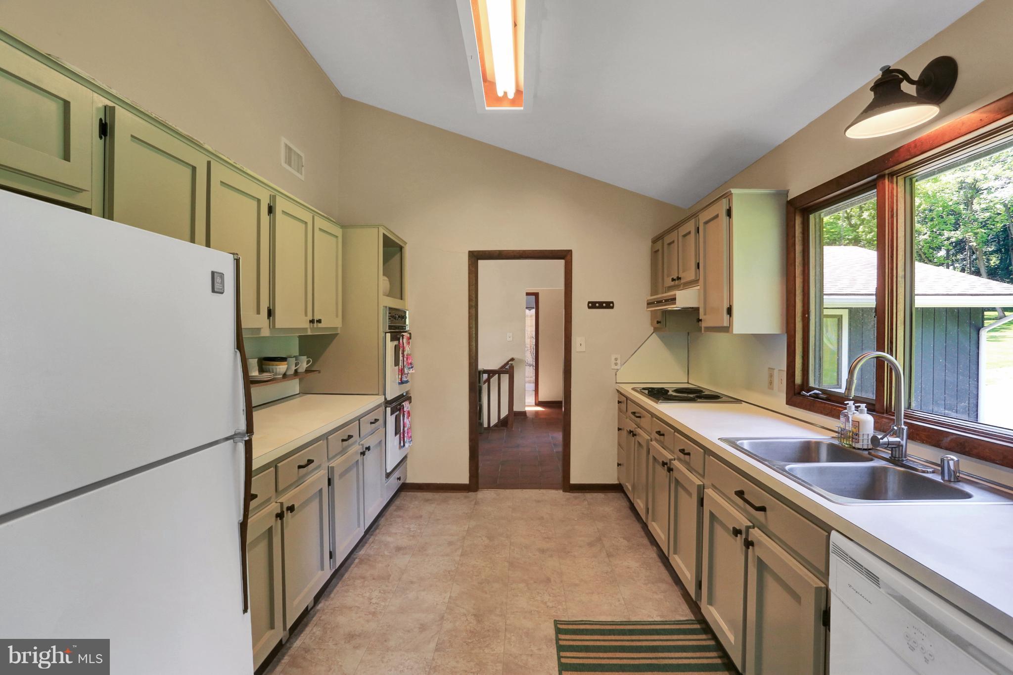 2107 Michael Road Myersville, MD 21773 - Photo 17 of 30 Kitchen