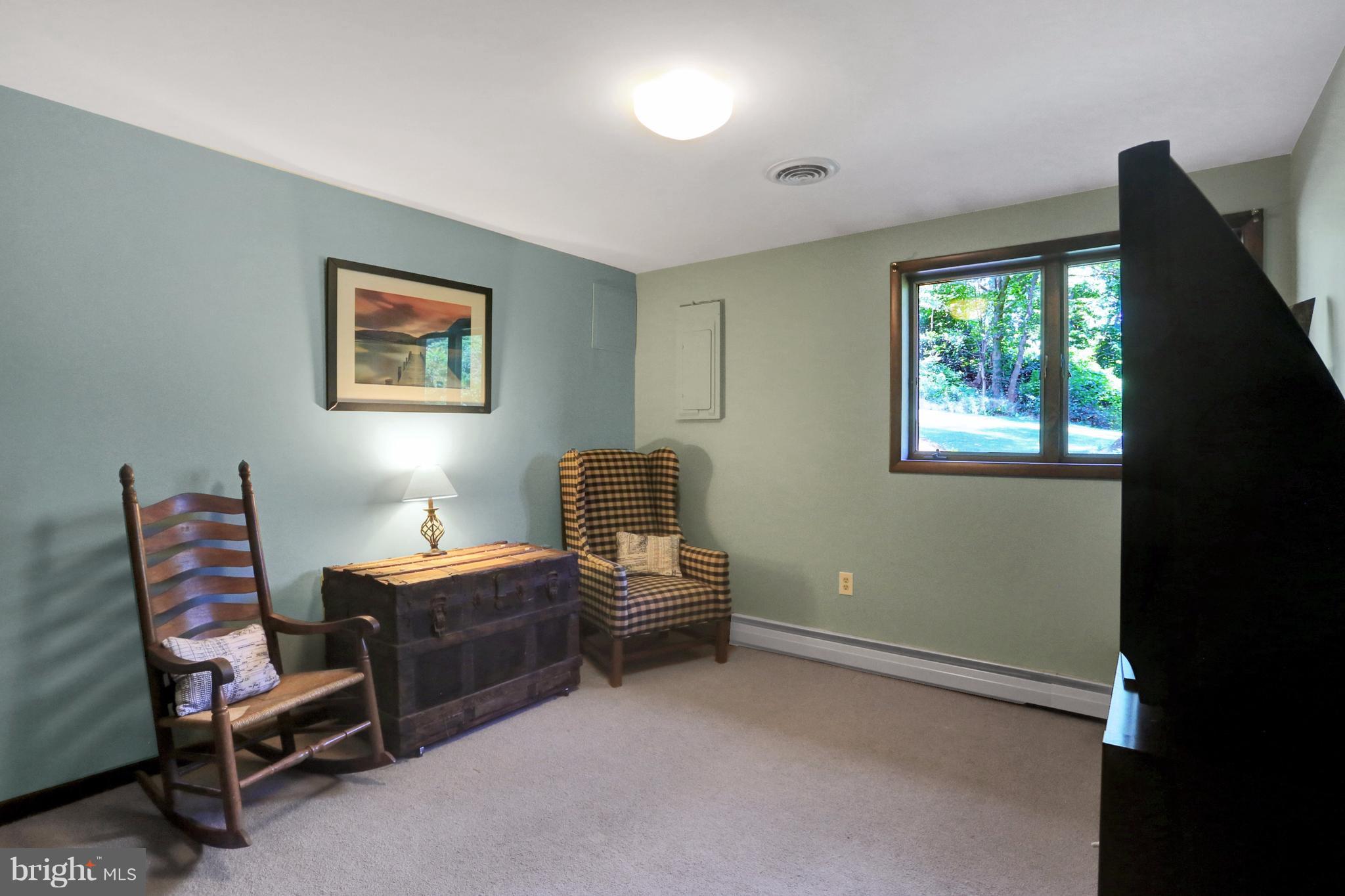 2107 Michael Road Myersville, MD 21773 - Photo 25 of 30 Bedroom