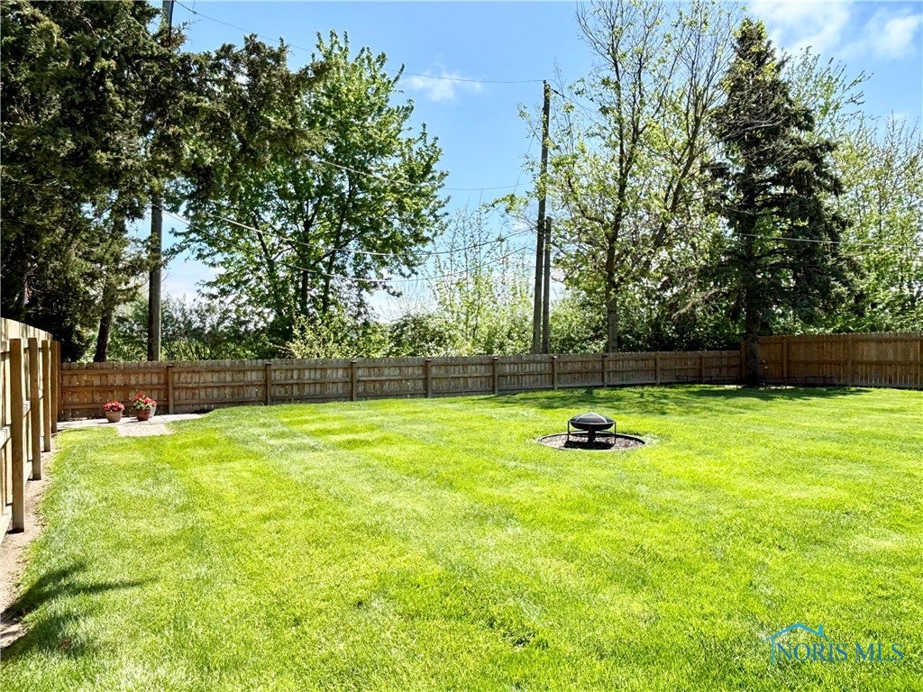 162 North Wynn Road Oregon, OH 43616 - Photo 44 of 50 HUGE backyard.