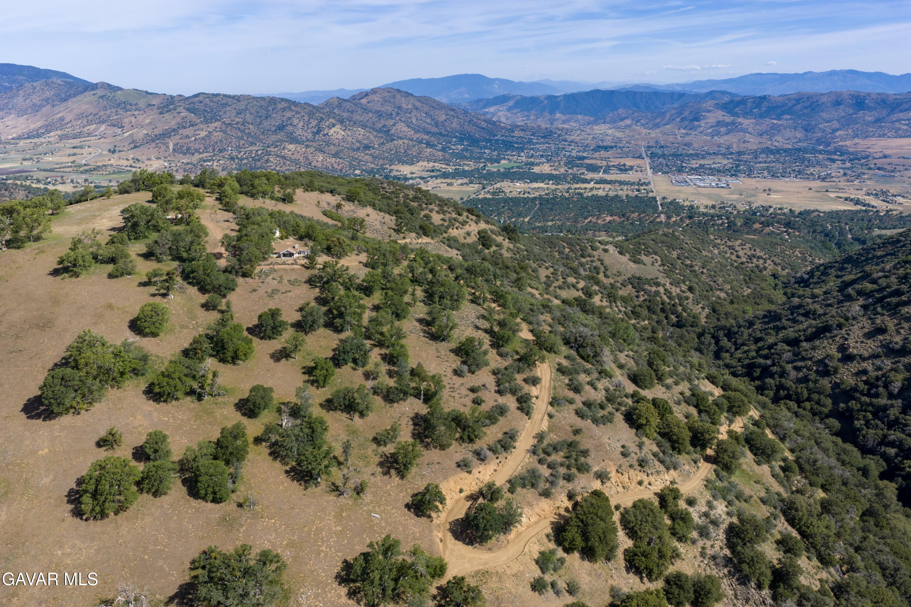18073 Water Canyon Road Tehachapi, CA 93561 - Photo 44 of 49 36-DJI_20260502094556_0187_D-HDR