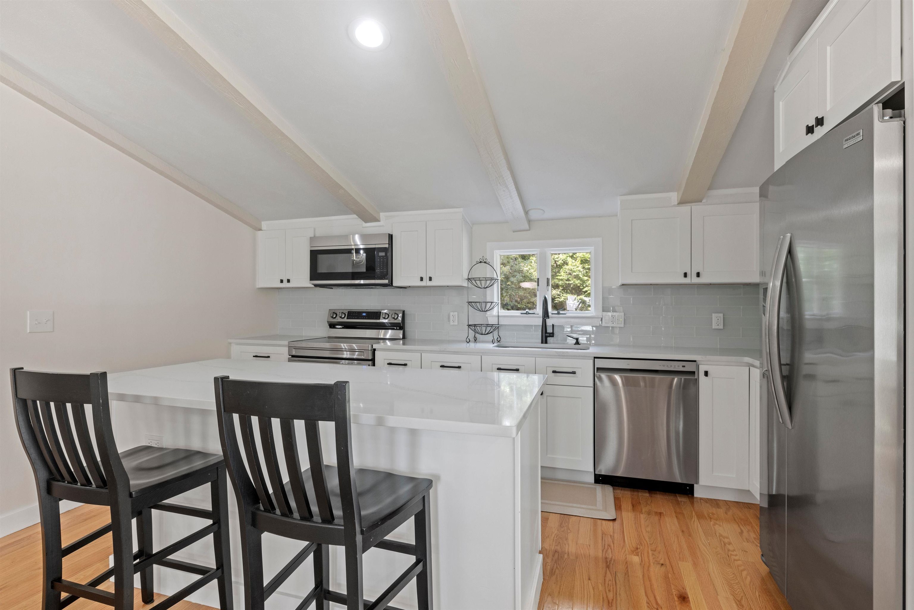 72 Shore Road Gilford, NH 03249 - Photo 8 of 39