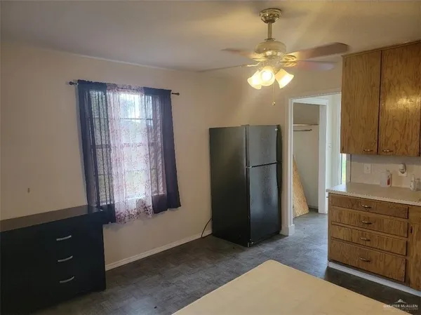 $650 | 1012 North Glasscock Road, Unit B, Mission, TX 78572
